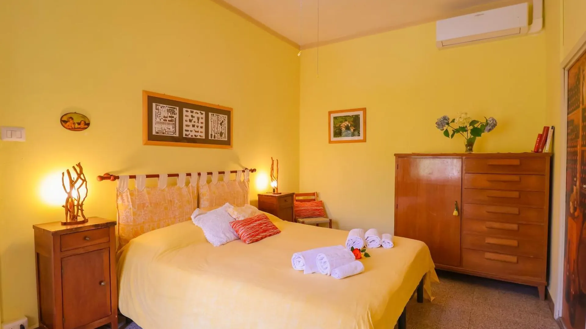 Farm stay Tuscan Farmhouse In The Countryside Serravalle Pistoiese